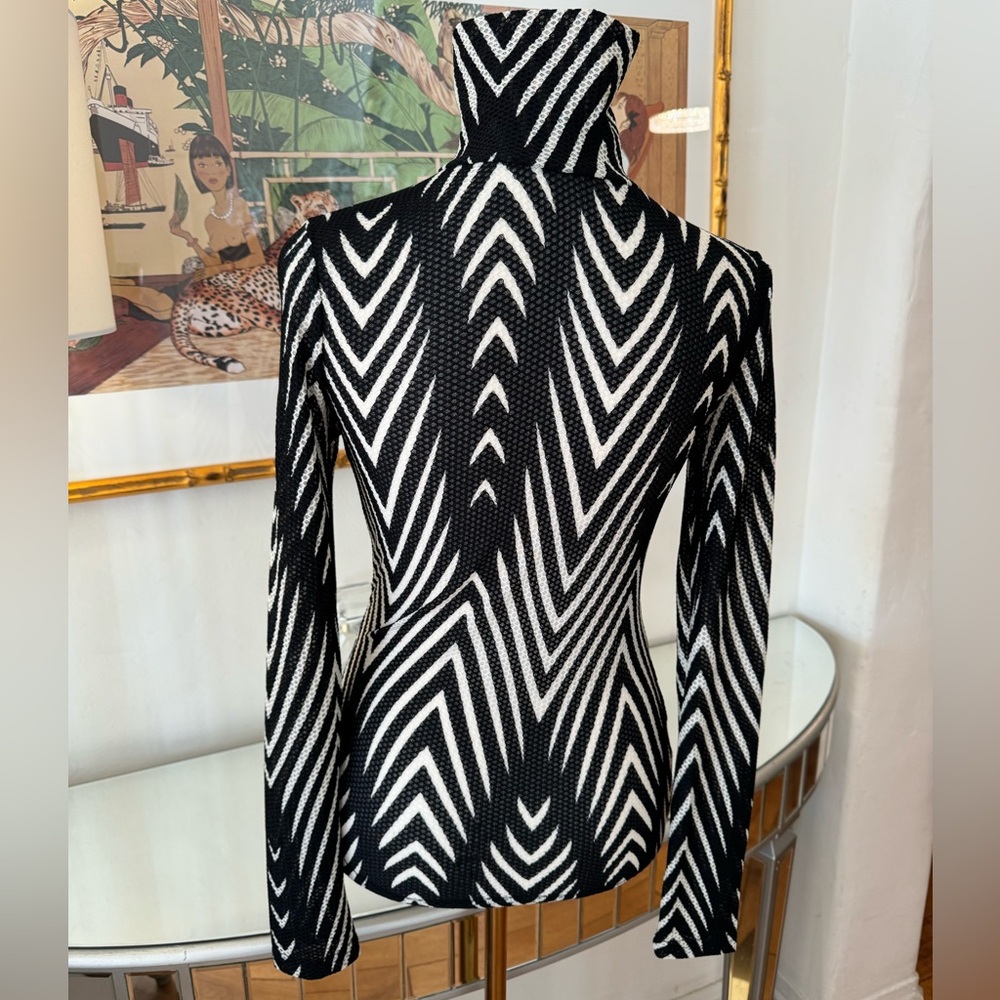 Black And White Geometric Patterned Turtleneck - image 2
